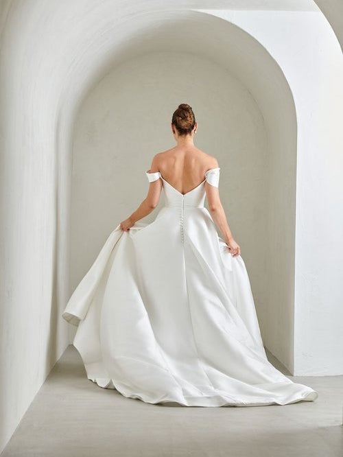 Elysian Ivory Satin Bridal  gown with train s8 Express NZ Wide