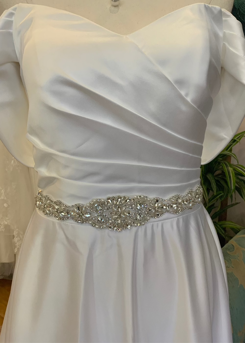 Diamante and Pearl Flower Bridal Belt