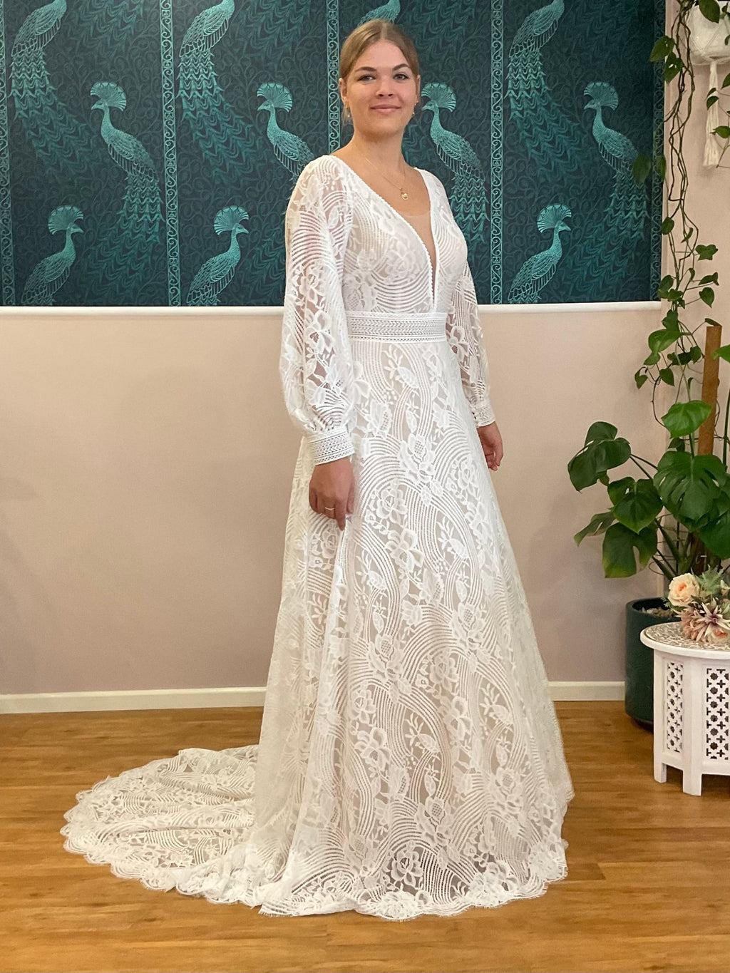 Cyndee boho sleeved wedding dress in Ivory/Nude Express NZ wide - Bay Bridal and Ball Gowns