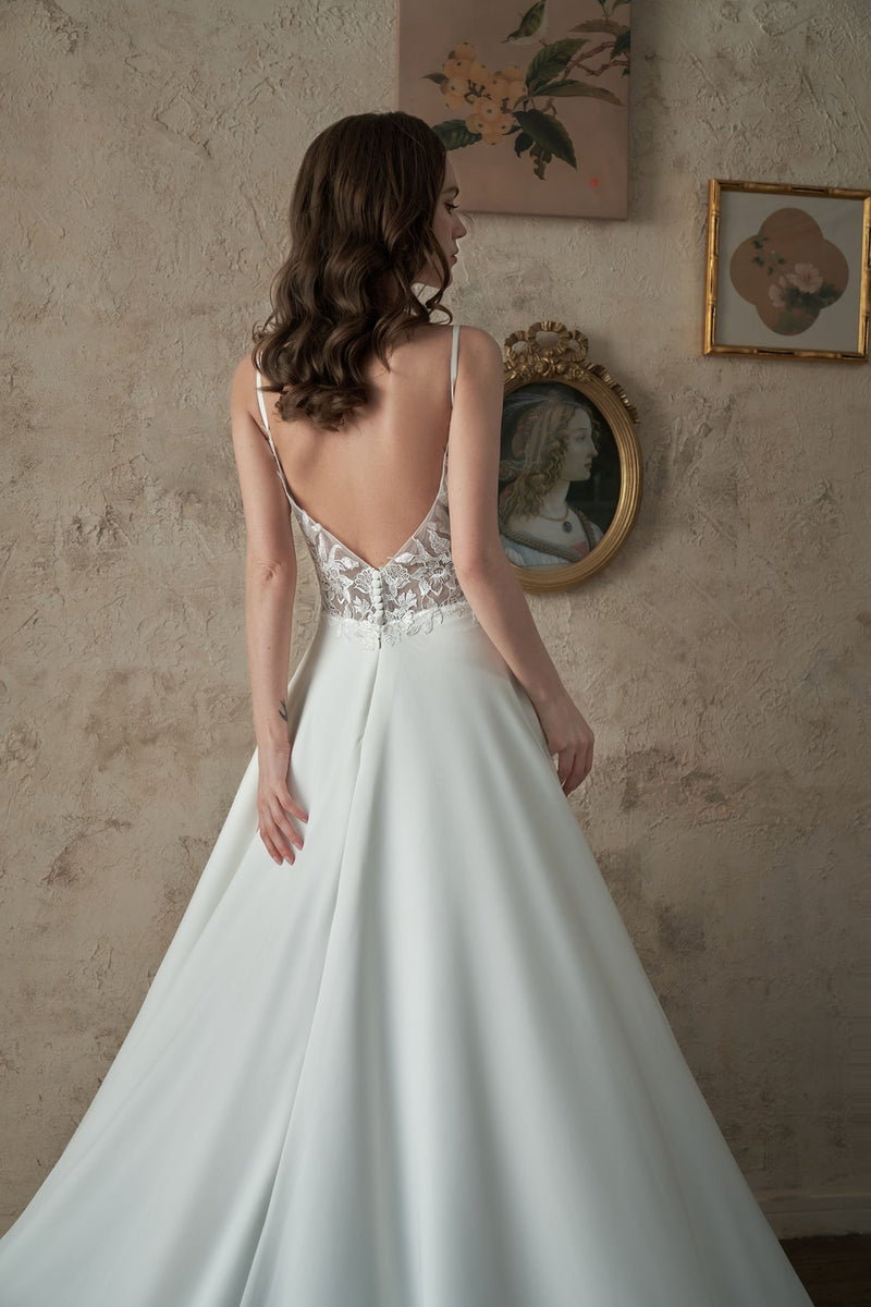 Gibony Ivory low back A line crepe wedding gown s12 - 14 Express NZ Wide - Bay Bridal and Ball Gowns