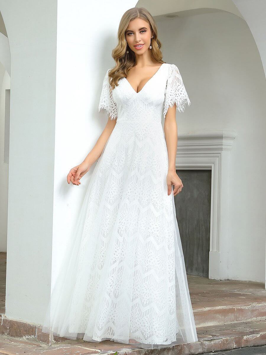 Daphne V neck boho lace wedding dress in ivory size 8 Express NZ wide