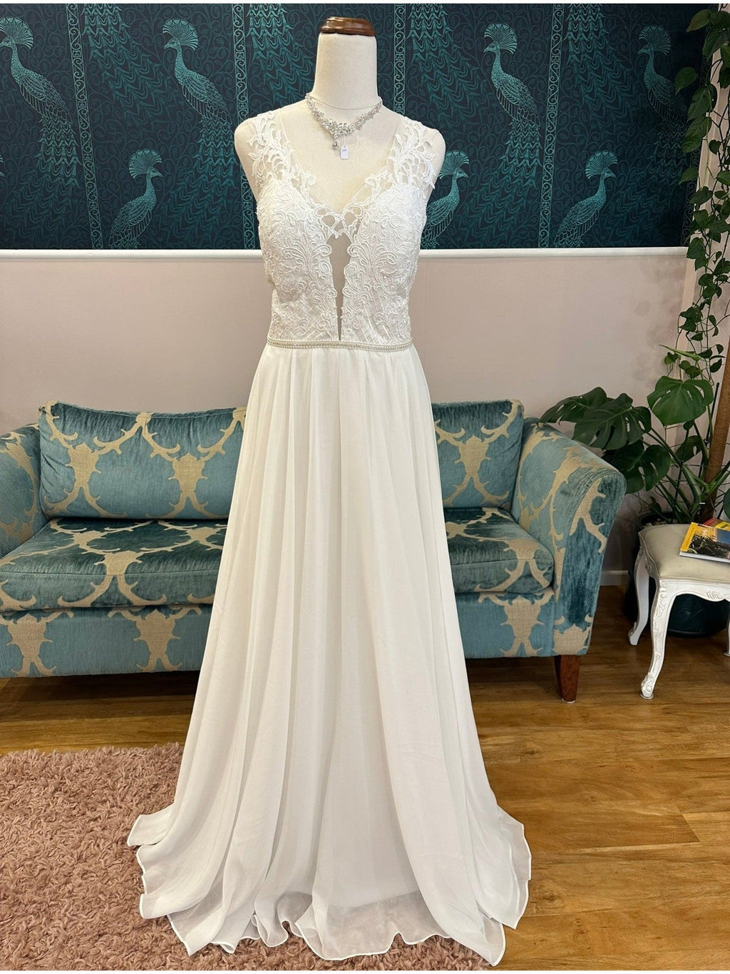 Faye Ivory wedding gown with lace bodice and chiffon skirt size 14 Express NZ wide - Bay Bridal and Ball Gowns